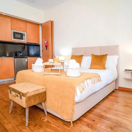 Locally Yours Oporto Apartments Exterior photo